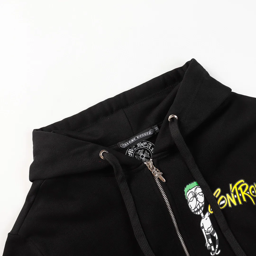 Q02—P230 -Chrome Hearts/Chrome Hearts printed zipper sweatshirt cardigan jacket -420 grams of high-density, high-quality wool, soft, delicate and skin-friendly, soft and silky to the touch, warm and skin-friendly -The hardware zipper accessories are all customized and full of details -Colour: black -Size: S M L XL
